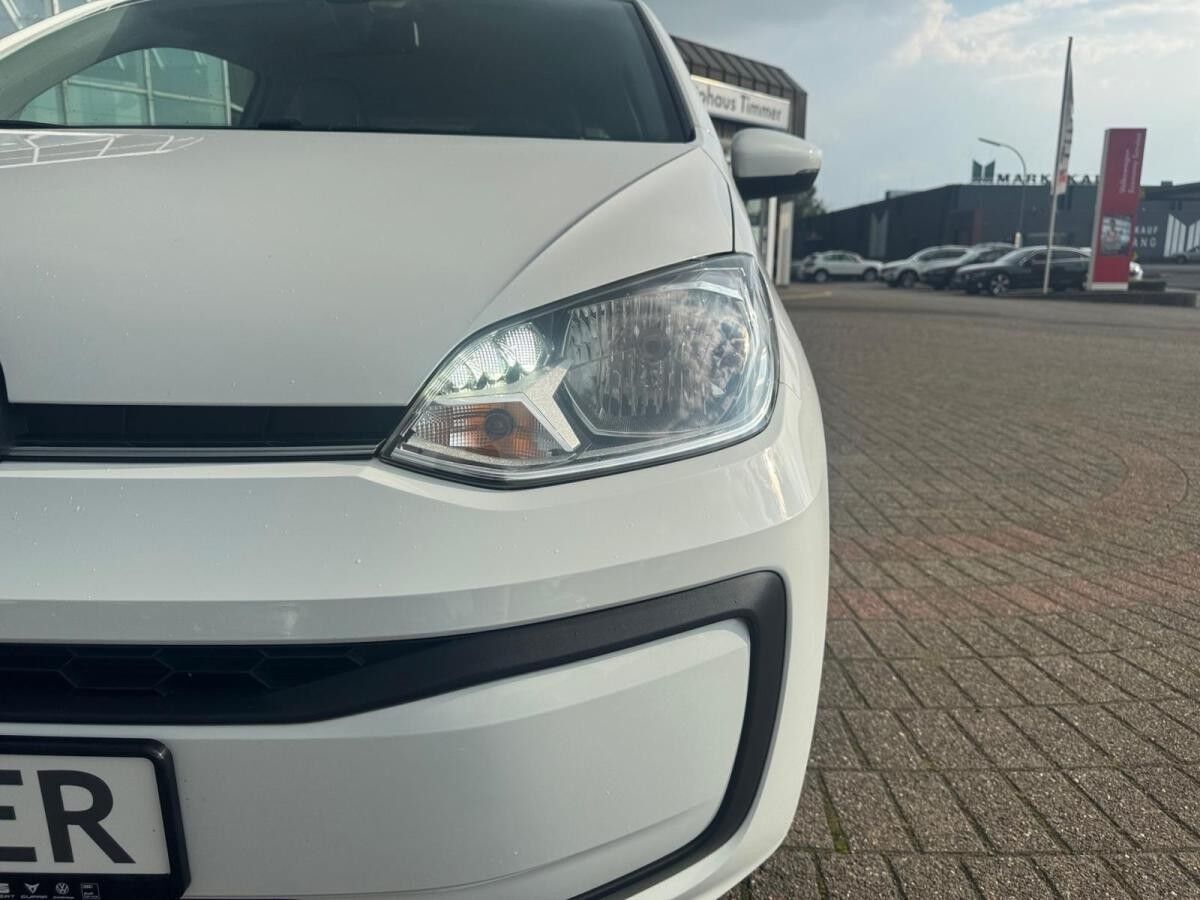Volkswagen up! 1.0 Move *CLIMA *ALLWETTER *TELEFON *