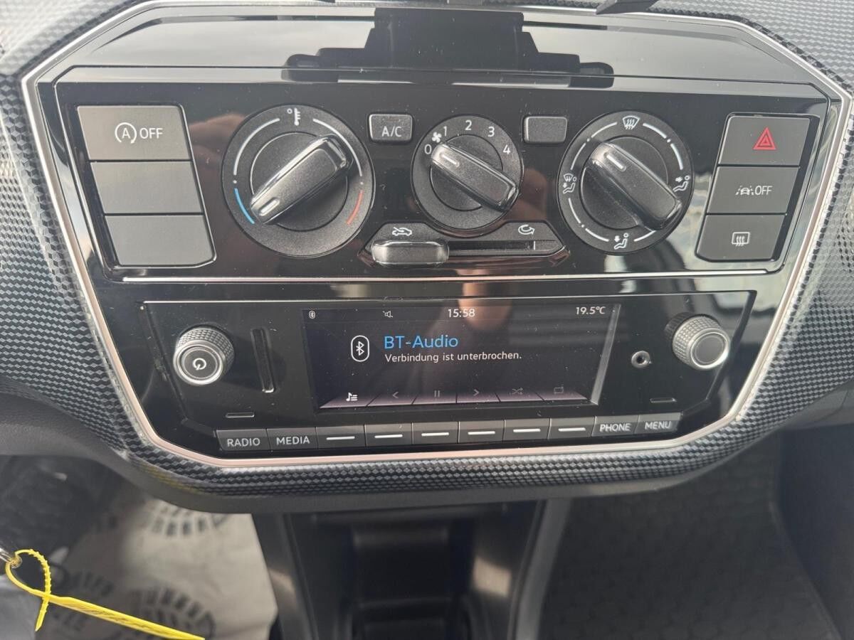 Volkswagen up! 1.0 Move *CLIMA *ALLWETTER *TELEFON *