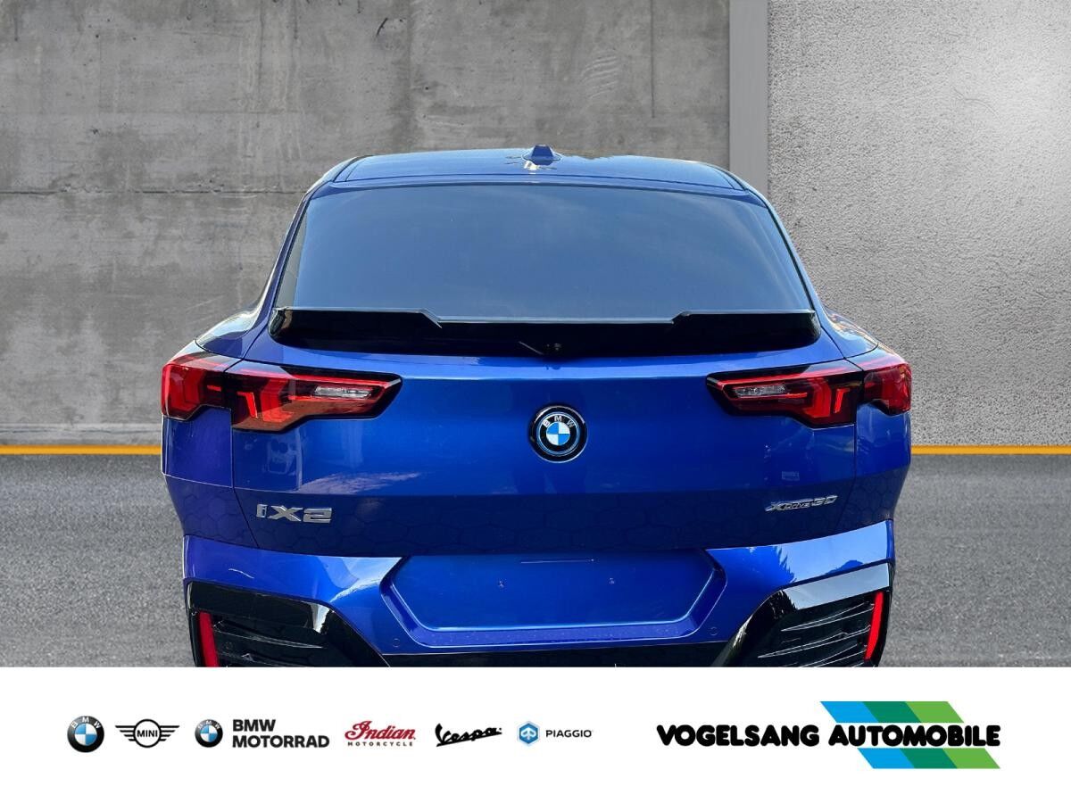 BMW iX2 xDrive30 M Sport