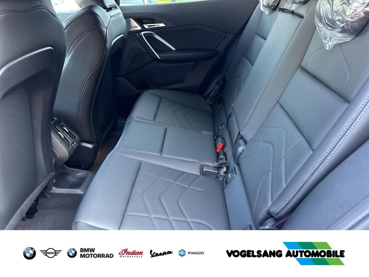 BMW iX2 xDrive30 M Sport