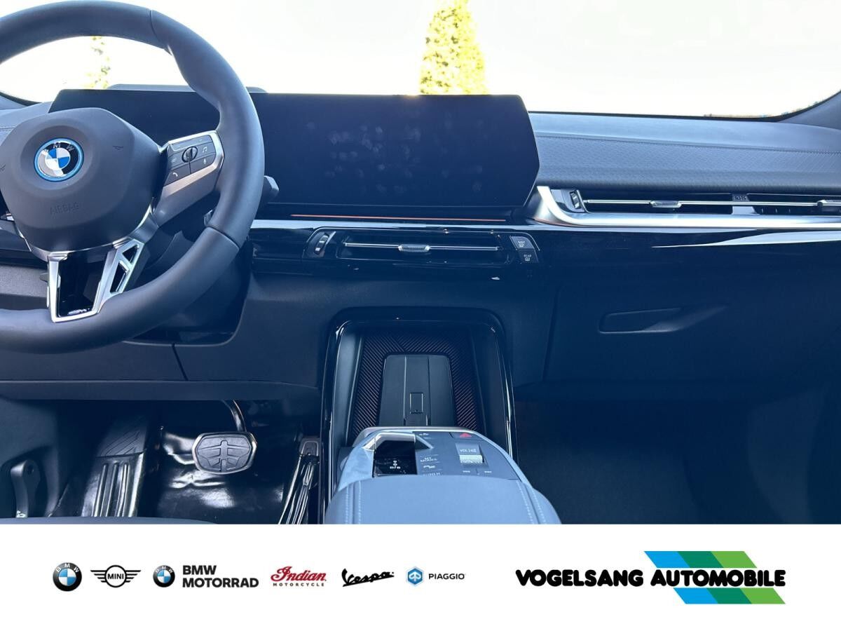 BMW iX2 xDrive30 M Sport