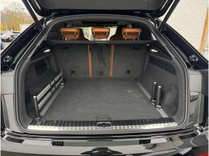 Audi RS Q8 SUV performance tiptr. Pano 23" HUD Keramik