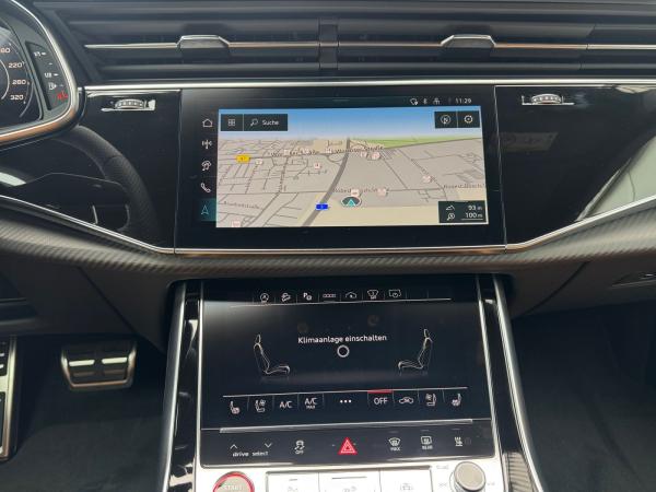 Audi RS Q8 SUV performance tiptr. Pano 23" HUD Keramik