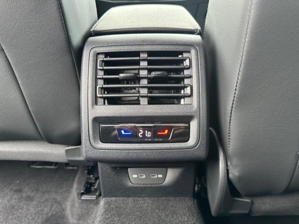 Volkswagen Golf ENERGY 1,5 l eTSI OPF 7-Gang-Doppelkupplungsgetriebe DSG