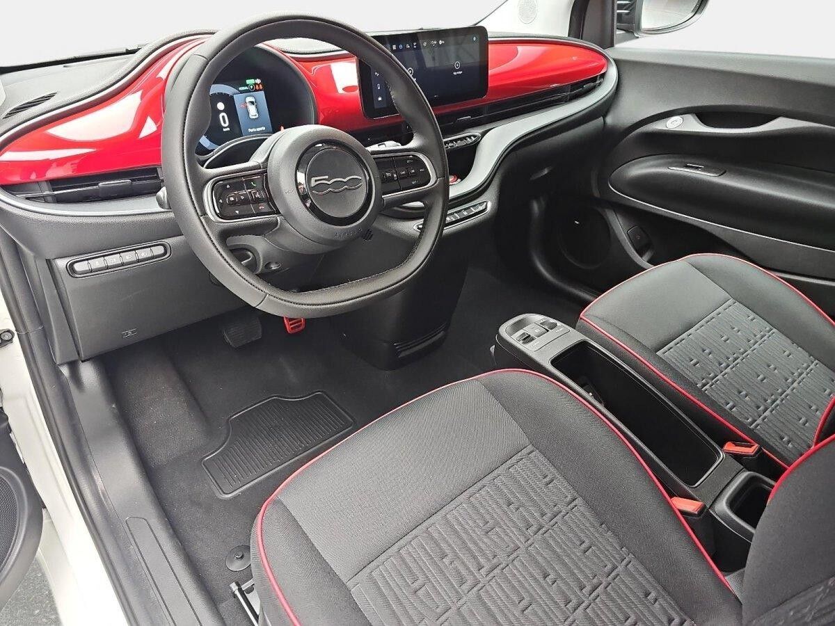 Fiat 500e ELEKTRO 42 KWH (RED) MJ25