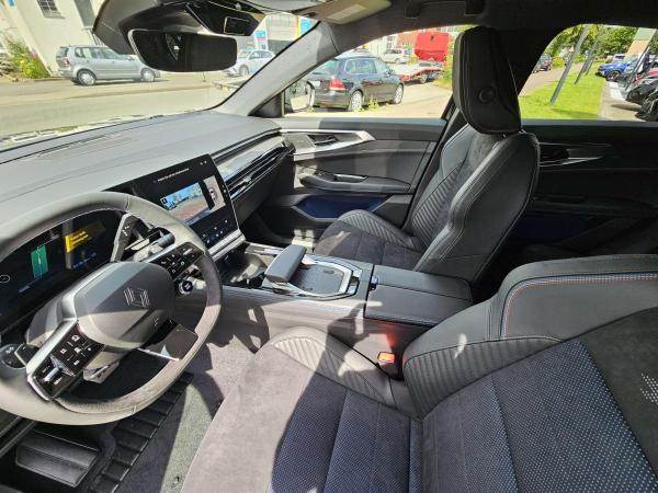 Renault Rafale Esprit Alpine E-Tech Plug-in Hybrid 300 4x4