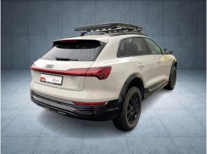 Audi Q8 e-tron edition Dakar 55 qu Matrix HUD Pano ACC