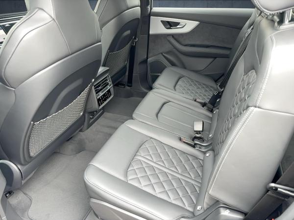 Audi Q7 SUV S line 50 TDI qu. tiptr. Laser PANO HUD