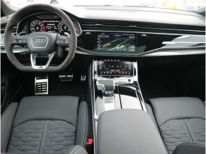 Audi RS Q8 Performace PANO AHK KERAMIK V-MAX 305km/h Audi RS Q8 Performace PANO AHK KERAMIK V-MAX 305km/h