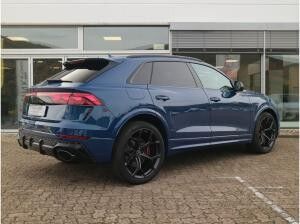 Audi RS Q8 Performace PANO AHK KERAMIK V-MAX 305km/h Audi RS Q8 Performace PANO AHK KERAMIK V-MAX 305km/h