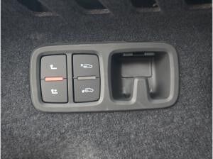 Audi RS Q8 Performace PANO AHK KERAMIK V-MAX 305km/h Audi RS Q8 Performace PANO AHK KERAMIK V-MAX 305km/h