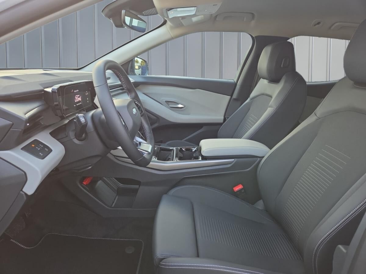 Ford Explorer ⚡Novemberdeals GRATIS WARTUNG⚡Privat und Gewerbe**77kWh Ergonomie-Sitz, Ganzjahresreifen**SOFORT