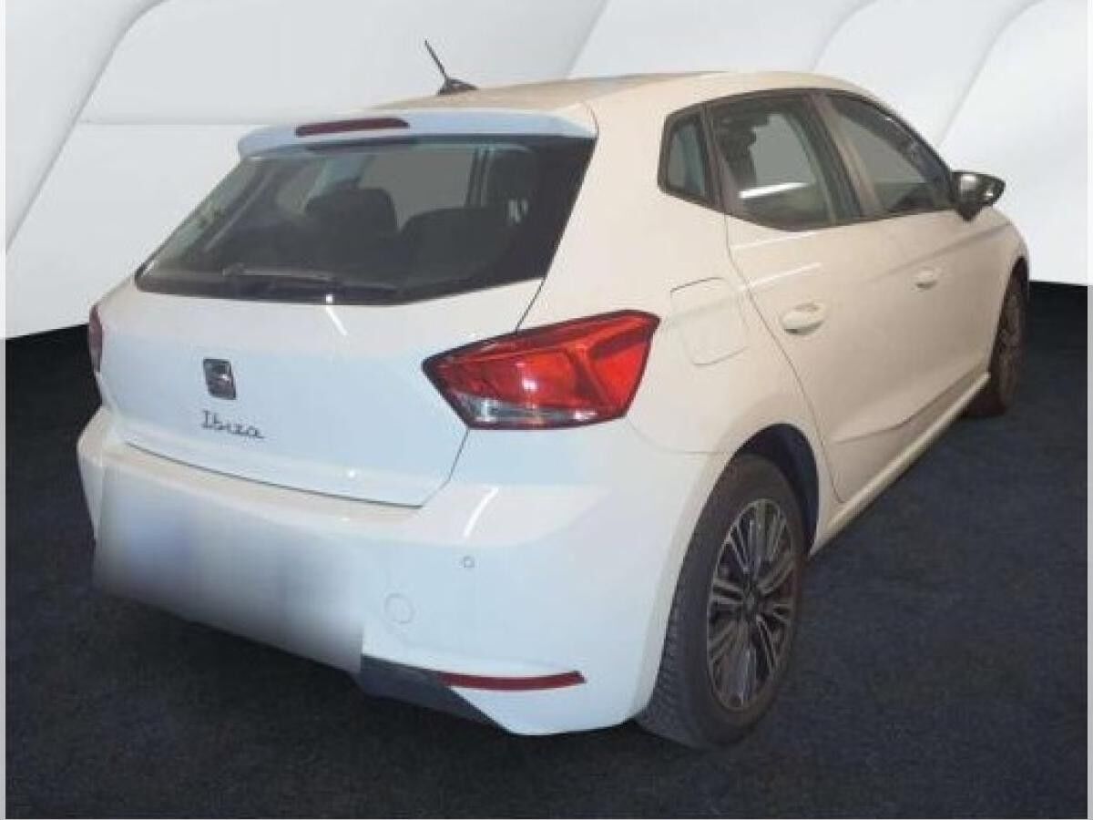 Seat Ibiza 1.0 TSI DSG Style CAM SHZ NAVI LED
