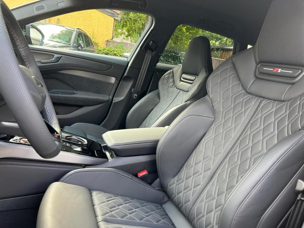 Audi A6 Avant e-hybrid quattro|S Line edt. one|AHK|HUD|TechPro|MMI experience pro|uvm.