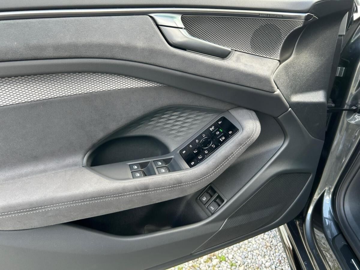 Audi A6 Avant e-hybrid quattro|S Line edt. one|AHK|HUD|TechPro|MMI experience pro|uvm.