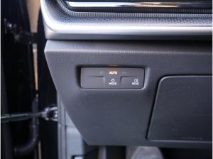 Skoda Superb Combi 2.0 TDI Selection NAVI AHK ACC LED *878*