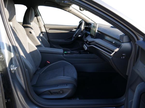 Skoda Superb Combi 2.0 TSI 4X4 Sportline HUD MATRIX-LED AHK *810*