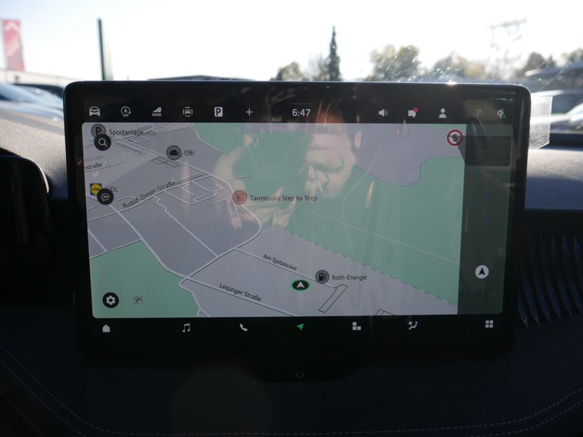 Skoda Superb Combi 2.0 TSI 4X4 Sportline HUD MATRIX-LED AHK *810*