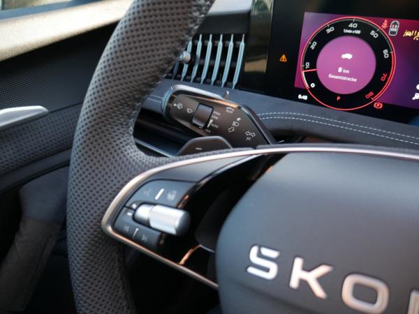 Skoda Superb Combi 2.0 TSI 4X4 Sportline HUD MATRIX-LED AHK *810*