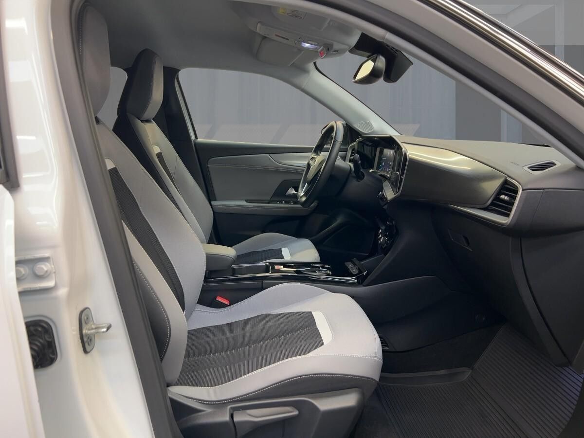 Opel Mokka-e E ELEGANCE PTS KAMERA LENKRADHZG.