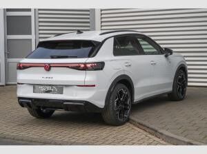 Volkswagen T-Roc R-Line 1.5 l eTSI DSG Black Style*19"*IQdrive&light* Volkswagen T-Roc R-Line 1.5 l eTSI DSG Black Style*19"*IQdrive&light*