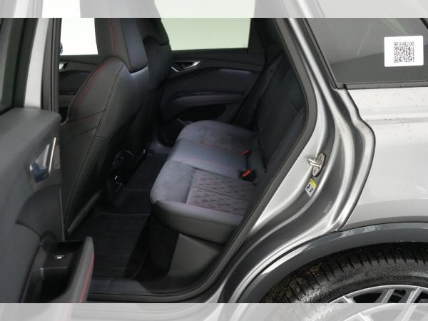 Audi Q4 e-tron 35 S line / SOFORT VERFÜGBAR !