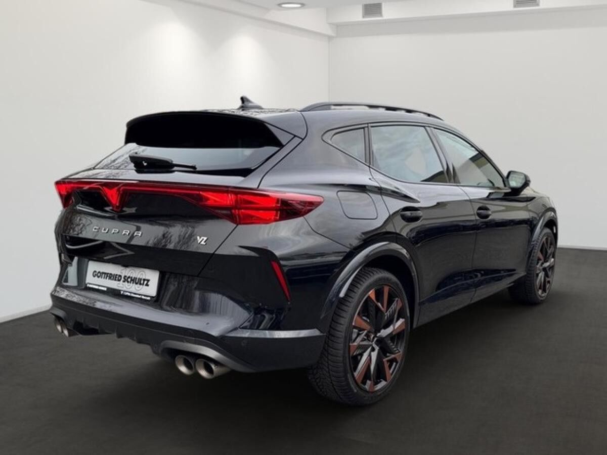 Cupra Formentor 4Drive VZ Extreme - 2.0 TSI DSG Panoramadach,Voll-LED,Full-Link
