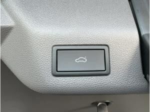 Volkswagen Multivan Style LÜ 110 KW DSG*M+S*AHK*Navi