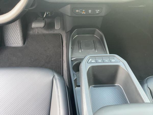 Kia EV4 🔥81,4 kWh Earth🔥 KLIMA LED WÄRMEPUMPE ELEK HECKKLAPPE DRIVE WISE TECH PAK SITZHEIZUNG 360° KAM