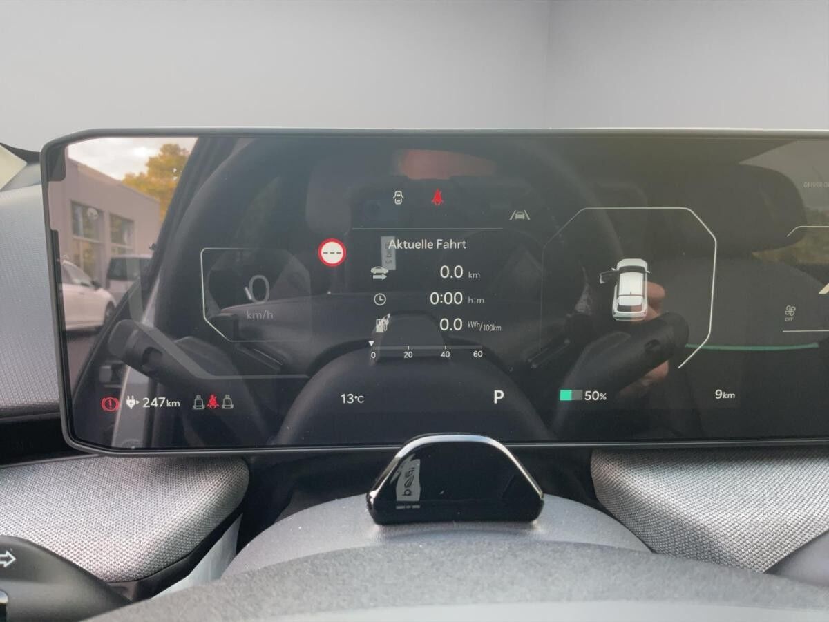 Kia EV4 81,4 kWh Earth KLIMA LED WÄRMEPUMPE ELEK HECKKLAPPE DRIVE WISE TECH PAK SITZHEIZUNG 360° KAM