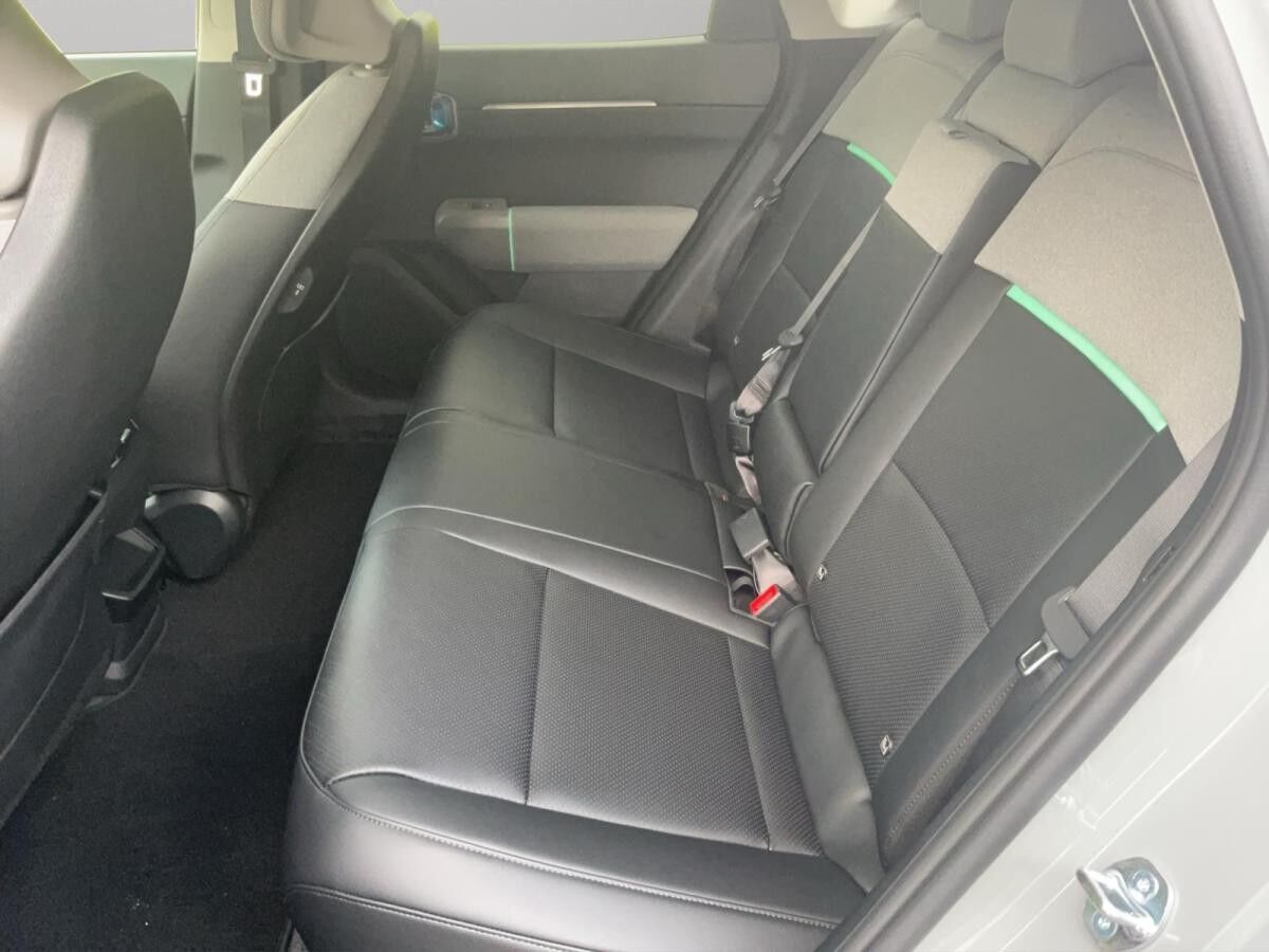 Kia EV4 81,4 kWh Earth KLIMA LED WÄRMEPUMPE ELEK HECKKLAPPE DRIVE WISE TECH PAK SITZHEIZUNG 360° KAM