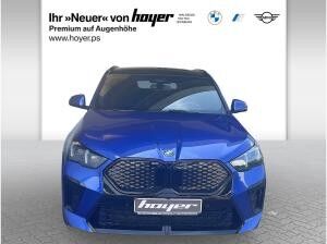 BMW iX2 xDrive30 M Sportpaket AHK HUD Pano Head-Up