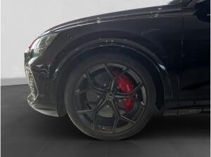 Audi RS Q8 Performance Rot plus AHK Pano 305km/h