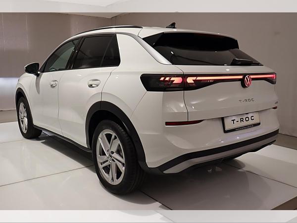 Volkswagen T-Roc Life 1.5l eTSI DSG KEYLESS LED KAMERA PDC SHZ
