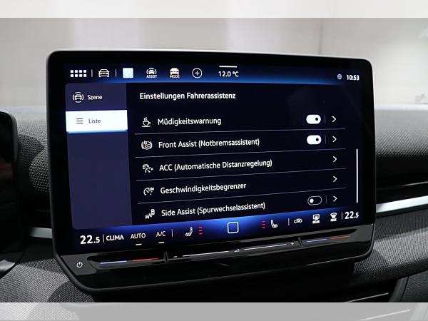 Volkswagen T-Roc Life 1.5l eTSI DSG KEYLESS LED KAMERA PDC SHZ