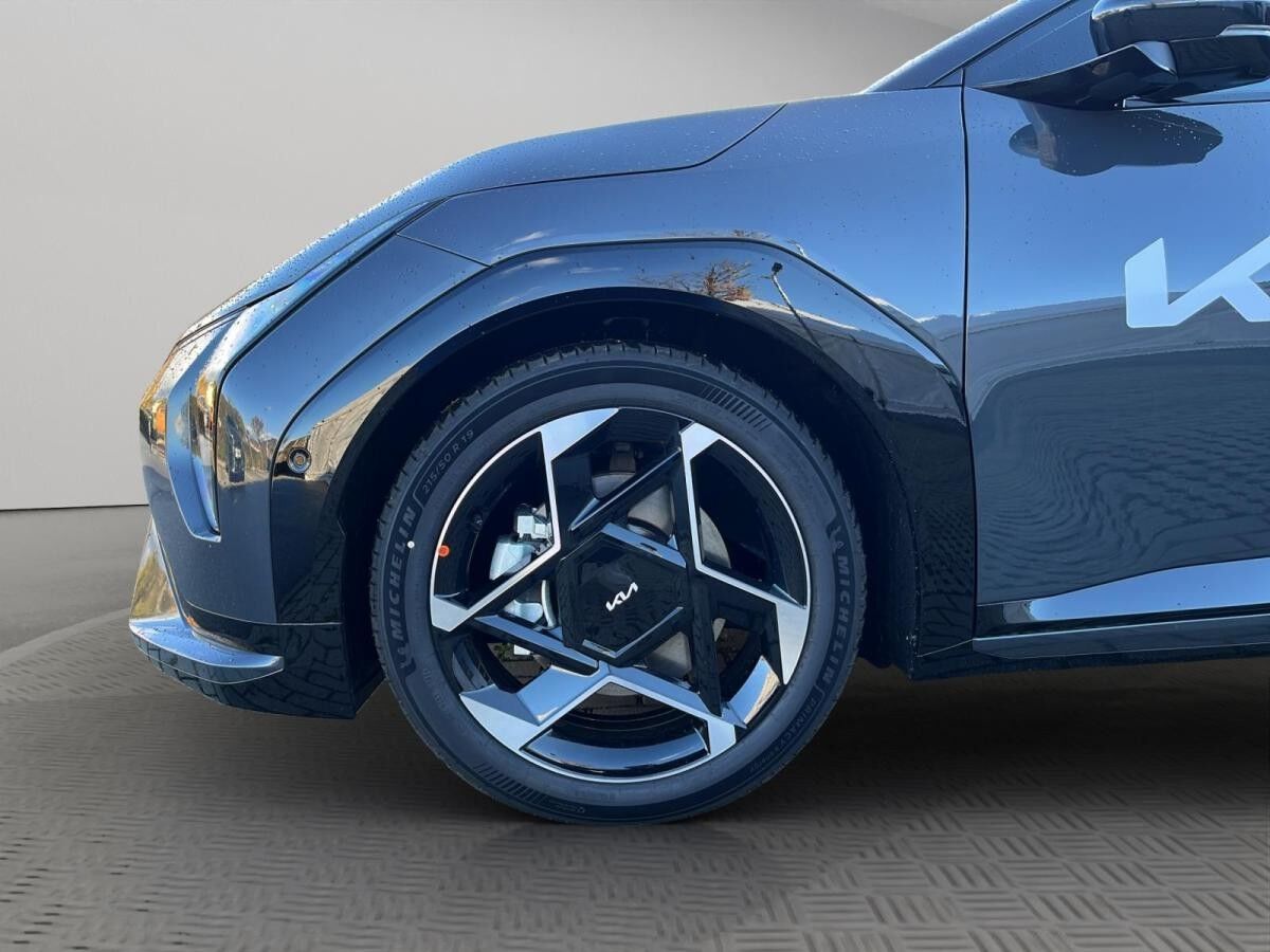 Kia EV4 81,4 kWh GT-Line RFK KLIMA LED NAVI ALU PANO DRIVE WISE HEAD UP V2L ELEK HECKKLAPPE SITZHEIZUN
