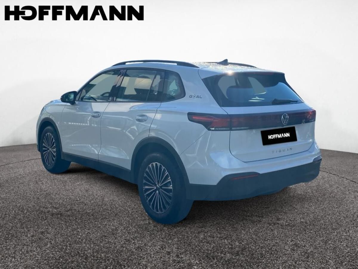 Volkswagen Tiguan *SOFORT* inkl. AHZV und RFK