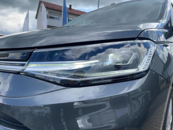 Volkswagen Caddy Maxi Life 1.5 TSI 85 KW DSG *LED * M+S * AHK+ 7 Sitze