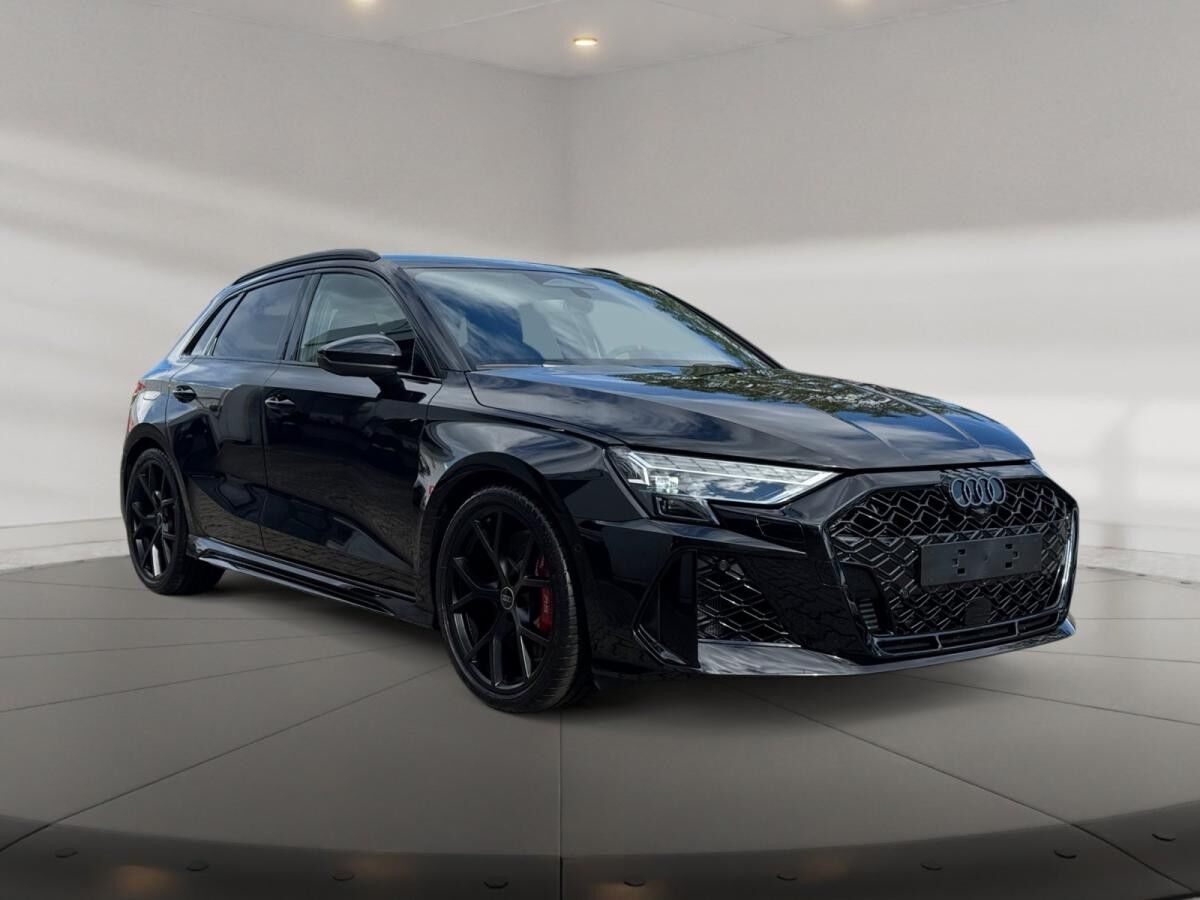 Audi RS3 RS 3 Sportback S tronic matrix,Kam.,Massage,PDC