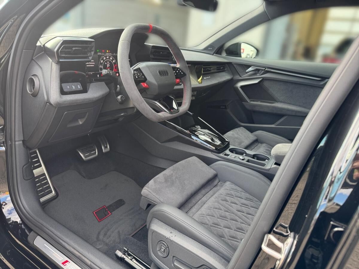 Audi RS3 RS 3 Sportback S tronic matrix,Kam.,Massage,PDC