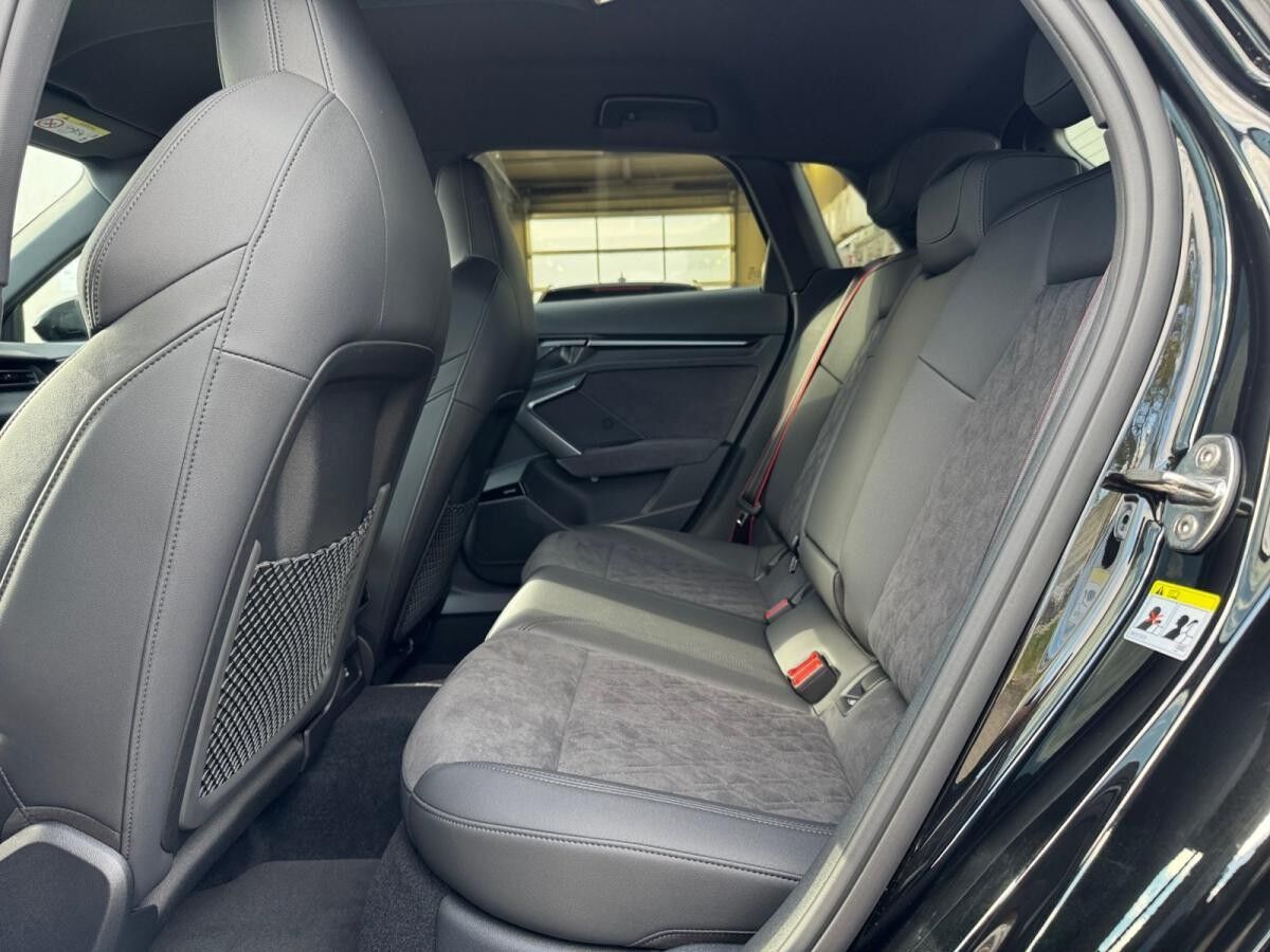 Audi RS3 RS 3 Sportback S tronic matrix,Kam.,Massage,PDC