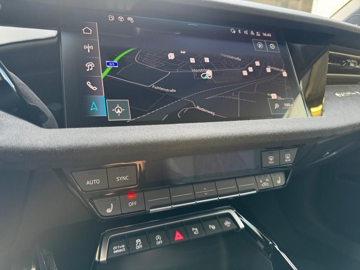 Audi RS3 RS 3 Sportback S tronic matrix,Kam.,Massage,PDC