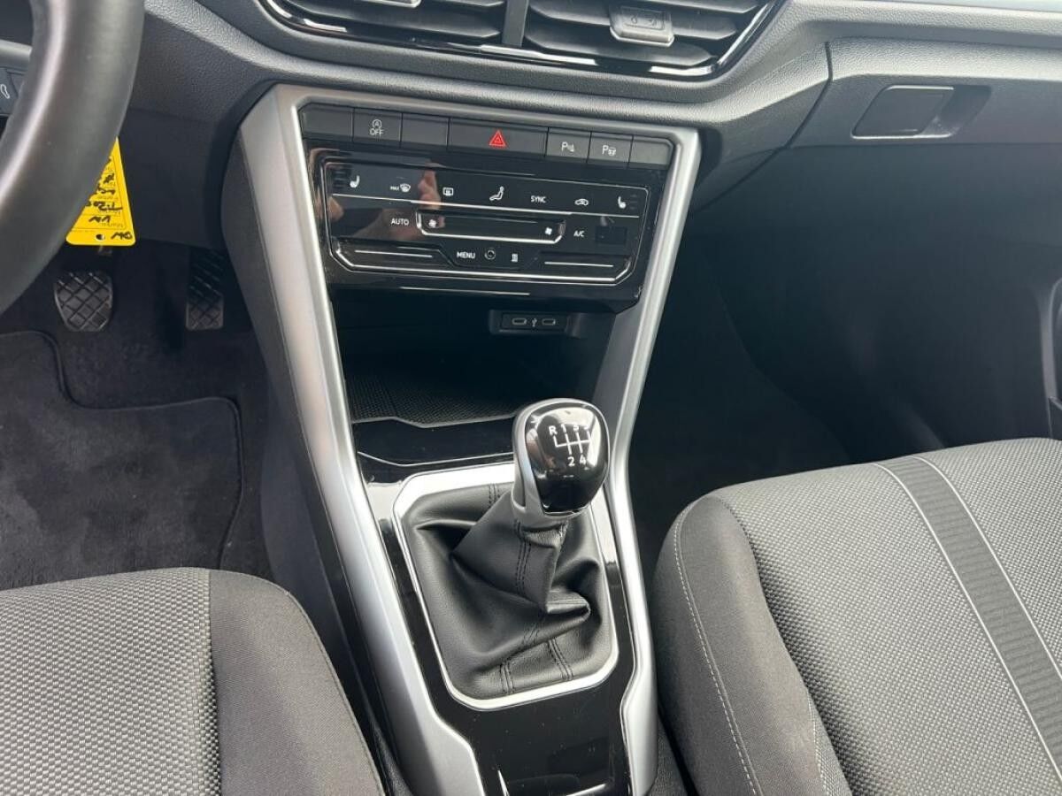 Volkswagen T-Roc 1.5 TSI Life inkl. AHZV und Standheizung