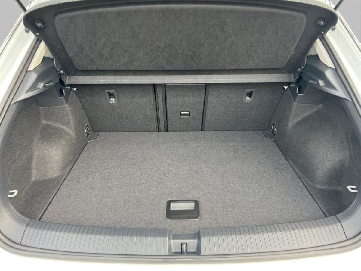 Volkswagen T-Roc 1.5 TSI Life inkl. AHZV und Standheizung