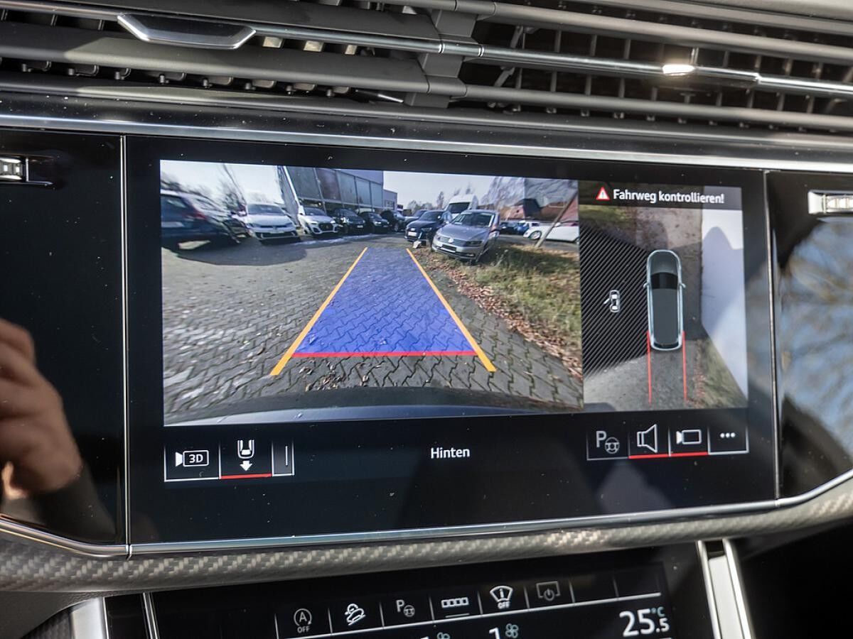 Audi Q7 SUV S line TDI quattro