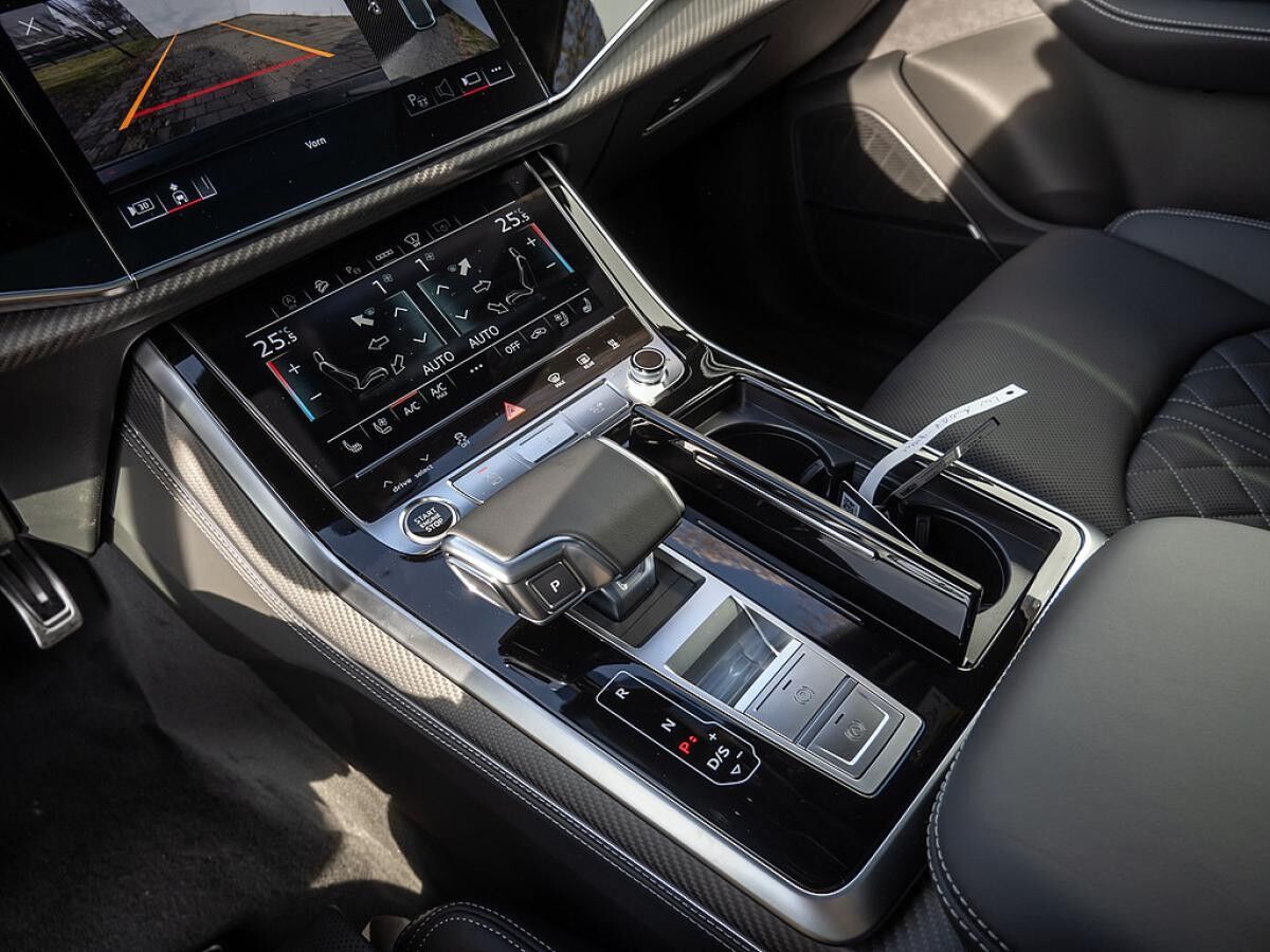 Audi Q7 SUV S line TDI quattro