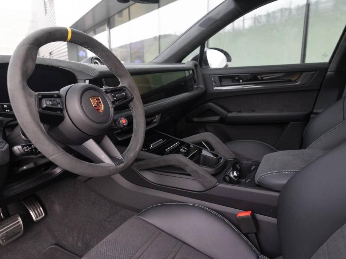 Porsche Cayenne Turbo E-Hybrid Coupé mit GT Paket *BLACKDEAL*
