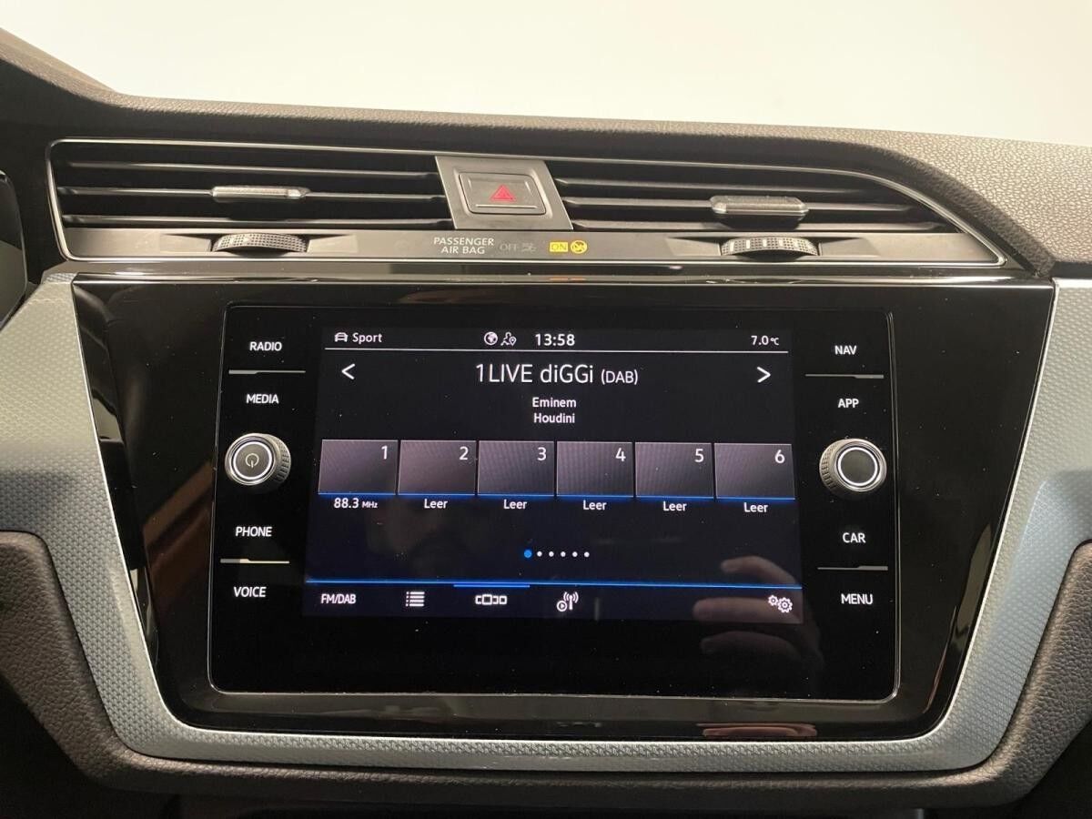 Volkswagen Touran Comfortline Goal 2.0 TDI 110kW DSG - IQ.Light AHK Kamera Navi LM Park Assist 7-Sitzer ACC SHZ