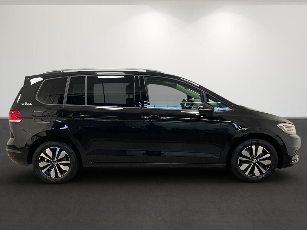 Volkswagen Touran Comfortline Goal 2.0 TDI 110kW DSG - IQ.Light AHK Kamera Navi LM Park Assist 7-Sitzer ACC SHZ