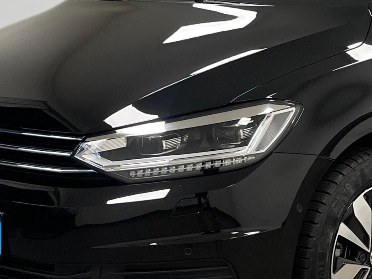 Volkswagen Touran Comfortline Goal 2.0 TDI 110kW DSG - IQ.Light AHK Kamera Navi LM Park Assist 7-Sitzer ACC SHZ